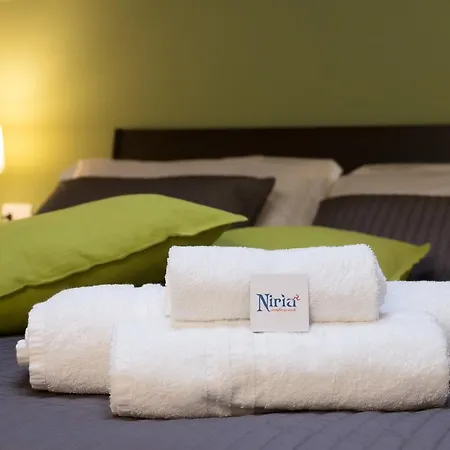 Niria 3*