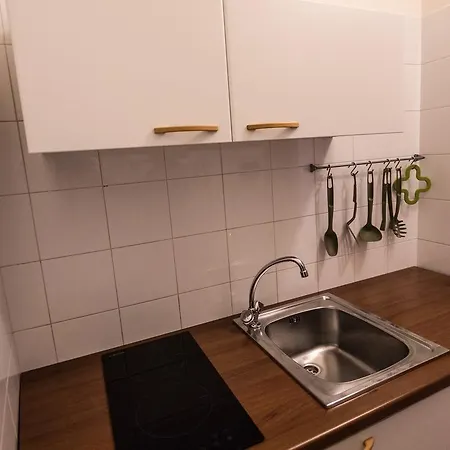 Niria Guest house 2*